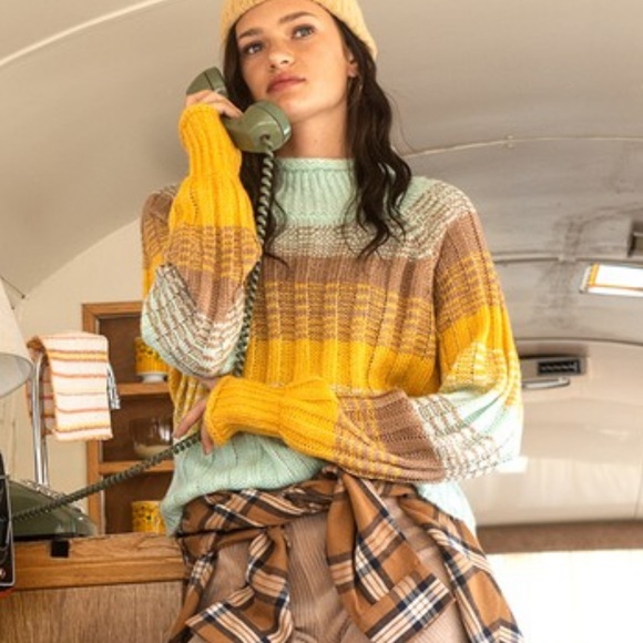 Last 1️⃣ Cozy Ribbed High Neck Sweater - Picture 2 of 5